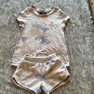Tiny Whales Tie Dye Set